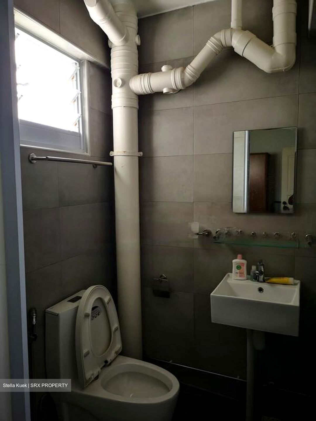 Blk 241 Jurong East Street 24 (Jurong East), HDB 3 Rooms #440304021